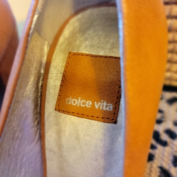 Dolce Vita Women's High-Heeled Genuine Leather Shoes, Size 8.5, Color: Tan - Picture 3 of 6